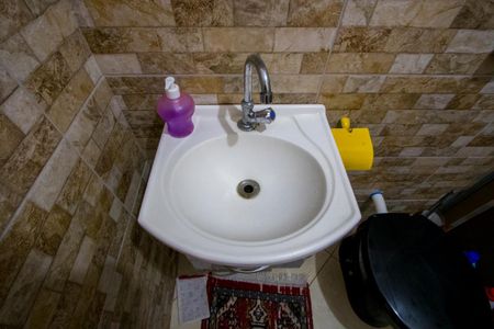 Casa à venda com 85m², 3 quartos e 1 vaga Casa à venda com 85m², 3 quartos e 1 vagaBanheiro social 1