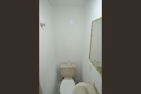 Lavabo de apartamento para alugar com 2 quartos, 65m² em Barra da Tijuca, Rio de Janeiro