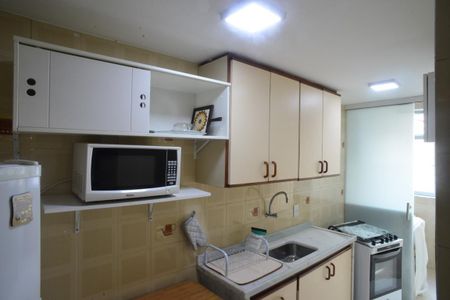 Apartamento para alugar com 65m², 2 quartos e 2 vagas Apartamento para alugar com 65m², 2 quartos e 2 vagasCozinha