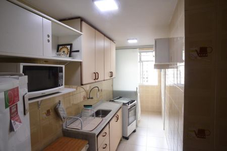 Apartamento para alugar com 65m², 2 quartos e 2 vagas Apartamento para alugar com 65m², 2 quartos e 2 vagasCozinha