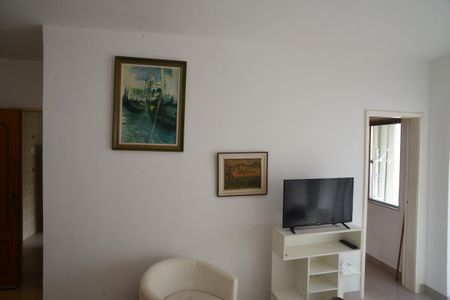 Apartamento para alugar com 65m², 2 quartos e 2 vagas Apartamento para alugar com 65m², 2 quartos e 2 vagasSala