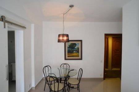 Sala de apartamento para alugar com 2 quartos, 65m² em Barra da Tijuca, Rio de Janeiro