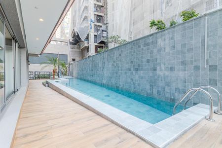 Studio à venda com 22m², 1 quarto e sem vagaÁrea comum - Piscina