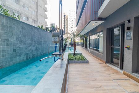 Studio à venda com 22m², 1 quarto e sem vagaÁrea comum - Piscina