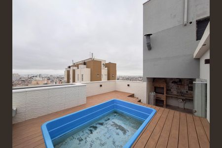 Apartamento à venda com 128m², 3 quartos e 1 vaga Apartamento à venda com 128m², 3 quartos e 1 vagaPiscina