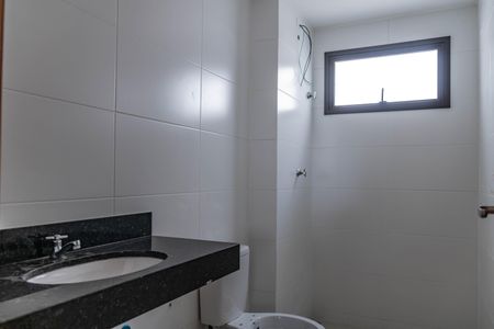 Apartamento à venda com 135m², 2 quartos e 1 vaga Apartamento à venda com 135m², 2 quartos e 1 vagaBanheiro da Suíte