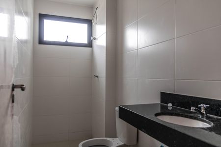 Apartamento à venda com 135m², 2 quartos e 1 vaga Apartamento à venda com 135m², 2 quartos e 1 vagaBanheiro Social