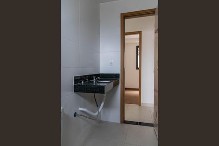 Apartamento à venda com 135m², 2 quartos e 1 vaga Apartamento à venda com 135m², 2 quartos e 1 vagaBanheiro Social