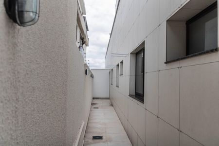Apartamento à venda com 135m², 2 quartos e 1 vaga Apartamento à venda com 135m², 2 quartos e 1 vagaÁrea Privativa