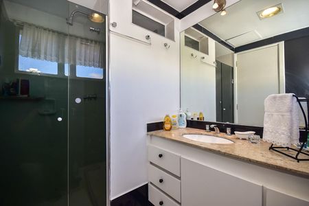 Apartamento à venda com 170m², 3 quartos e 3 vagasBanheiro da Suíte 3