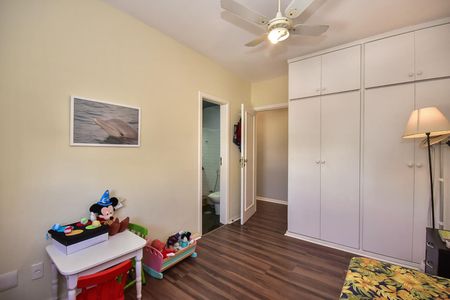 Apartamento à venda com 170m², 3 quartos e 3 vagasSuíte 1
