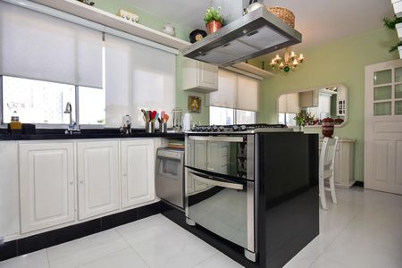 Apartamento à venda com 170m², 3 quartos e 3 vagasCozinha