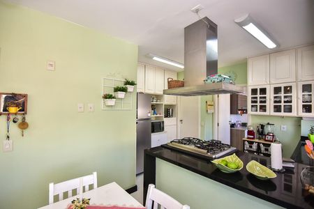Apartamento à venda com 170m², 3 quartos e 3 vagasCozinha