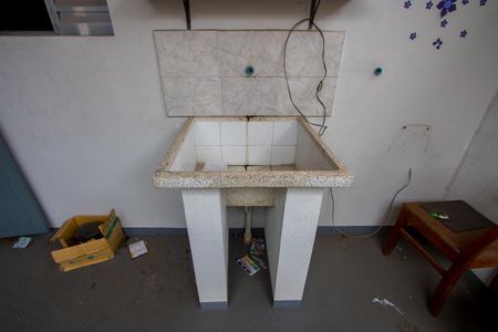 Casa para alugar com 60m², 1 quarto e 1 vagaÁrea de serviço