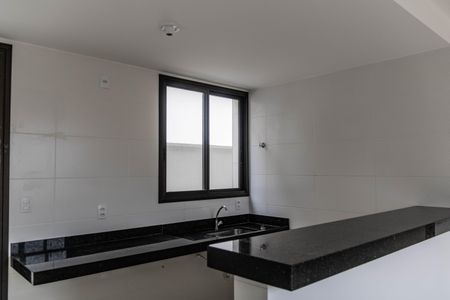 Apartamento à venda com 77m², 2 quartos e 1 vaga