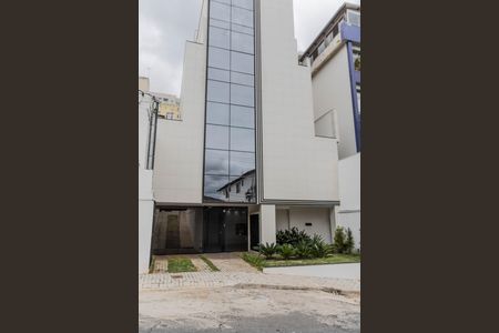 Apartamento à venda com 77m², 2 quartos e 1 vaga