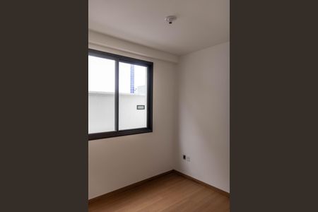 Apartamento à venda com 77m², 2 quartos e 1 vaga