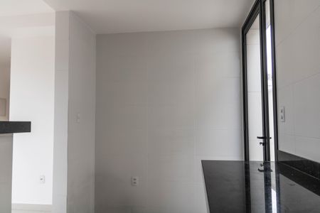 Apartamento à venda com 77m², 2 quartos e 1 vaga