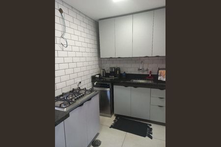 Casa à venda com 600m², 4 quartos e 4 vagasFoto 04