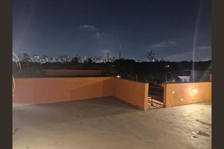 Casa à venda com 600m², 4 quartos e 4 vagasFoto 06