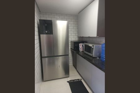 Casa à venda com 600m², 4 quartos e 4 vagasFoto 02