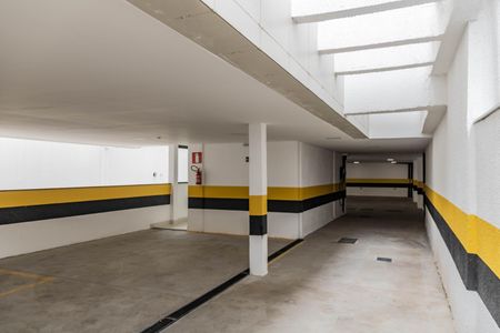 Apartamento à venda com 83m², 2 quartos e 1 vaga Apartamento à venda com 83m², 2 quartos e 1 vagaGaragem