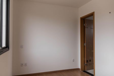 Suíte de apartamento à venda com 2 quartos, 83m² em Alto Barroca, Belo Horizonte