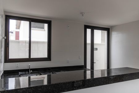Apartamento à venda com 83m², 2 quartos e 1 vaga Apartamento à venda com 83m², 2 quartos e 1 vagaCozinha