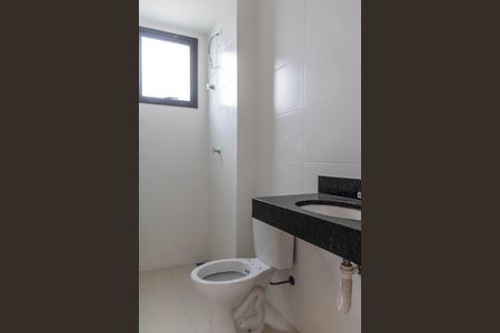 Apartamento à venda com 83m², 2 quartos e 1 vaga Apartamento à venda com 83m², 2 quartos e 1 vagaBanheiro Social