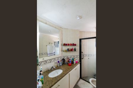 Apartamento à venda com 166m², 4 quartos e 2 vagasBanheiro da Suíte 2