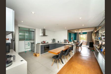 Foto 05 de apartamento à venda com 2 quartos, 110m² em Pinheiros, São Paulo