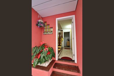 Casa de condomínio à venda com 205m², 3 quartos e 2 vagasFachada Interna