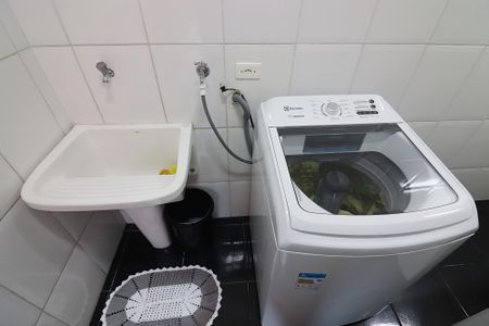 Casa de condomínio à venda com 205m², 3 quartos e 2 vagasÁrea de Serviço