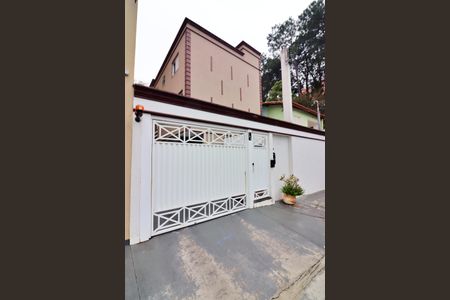 Casa de condomínio à venda com 205m², 3 quartos e 2 vagasFachada