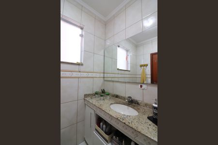 Casa de condomínio à venda com 205m², 3 quartos e 2 vagasBanheiro da Suíte