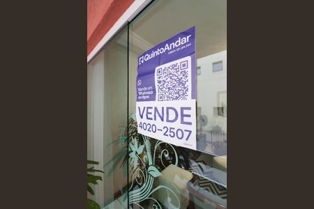 Casa de condomínio à venda com 205m², 3 quartos e 2 vagasPlaca