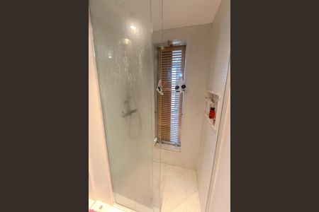 Apartamento à venda com 102m², 1 quarto e 1 vagaBanheiro da Suíte 1