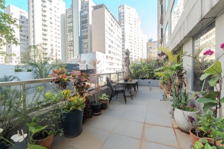 Apartamento à venda com 102m², 1 quarto e 1 vagaSacada