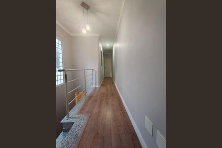 Casa à venda com 114m², 3 quartos e 4 vagas Casa à venda com 114m², 3 quartos e 4 vagasFoto 01