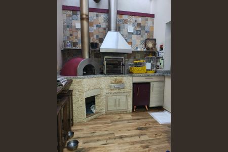 Casa à venda com 114m², 3 quartos e 4 vagas Casa à venda com 114m², 3 quartos e 4 vagasFoto 01