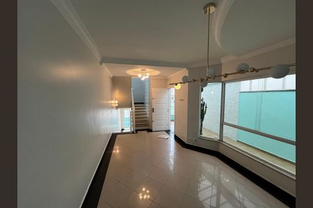 Sala de casa à venda com 3 quartos, 228m² em Água Fria, São Paulo