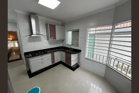 Casa à venda com 228m², 3 quartos e 5 vagasCozinha