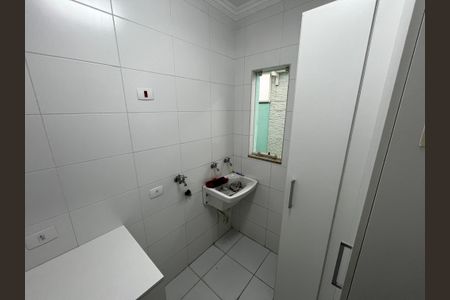 Casa à venda com 228m², 3 quartos e 5 vagasLavanderia