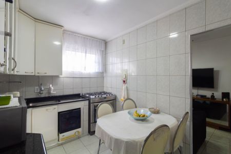 Apartamento à venda com 47m², 2 quartos e 1 vaga Apartamento à venda com 47m², 2 quartos e 1 vagaCozinha