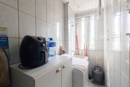 Apartamento à venda com 47m², 2 quartos e 1 vaga Apartamento à venda com 47m², 2 quartos e 1 vagaÁrea de Serviço