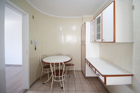 Apartamento para alugar com 45m², 1 quarto e sem vaga Apartamento para alugar com 45m², 1 quarto e sem vagaCozinha