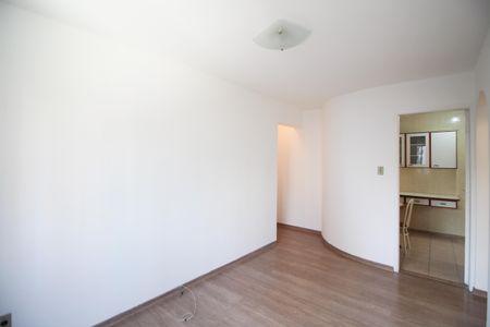 Apartamento para alugar com 45m², 1 quarto e sem vaga Apartamento para alugar com 45m², 1 quarto e sem vagaSala