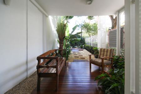 Apartamento para alugar com 45m², 1 quarto e sem vaga Apartamento para alugar com 45m², 1 quarto e sem vagaEntrada