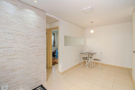 Sala de apartamento à venda com 2 quartos, 43m² em Costa E Silva, Porto Alegre