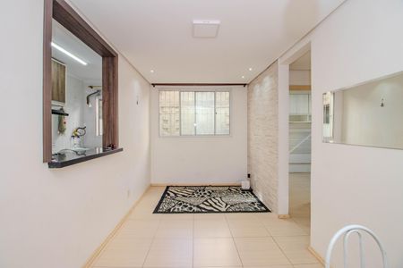 Sala de apartamento à venda com 2 quartos, 43m² em Costa E Silva, Porto Alegre